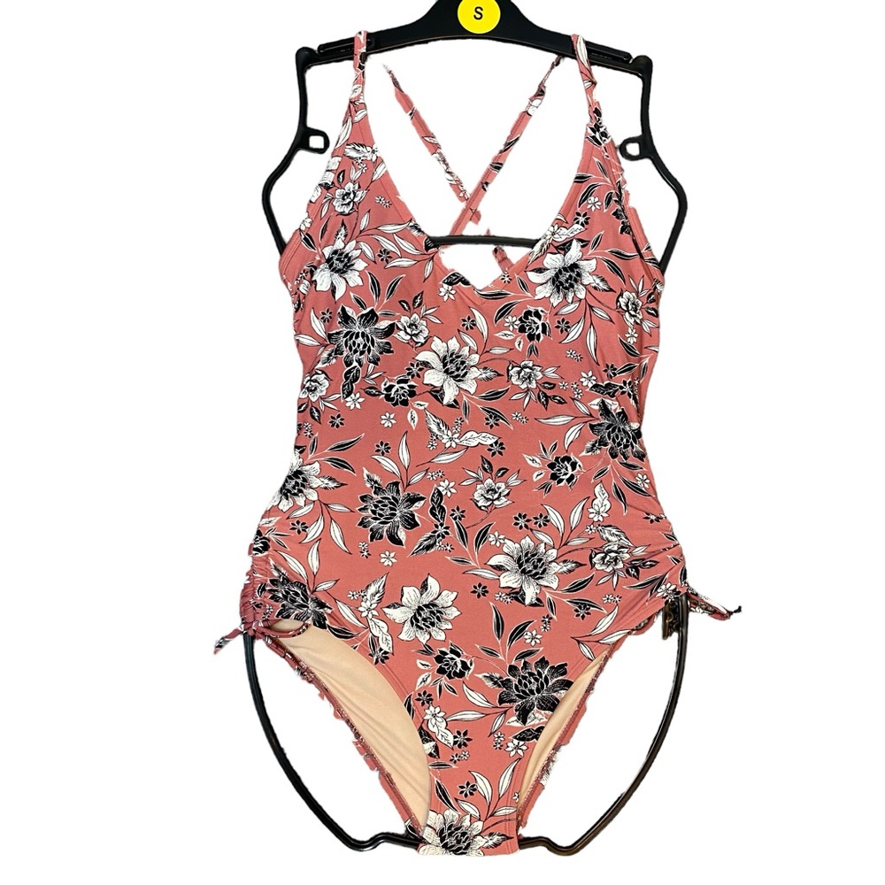 Kona Sol one-piece swimsuit rose pink w/ black & white floral print size small